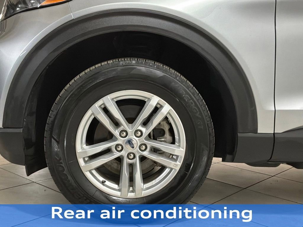 Used 2023 Ford Explorer XLT image 13