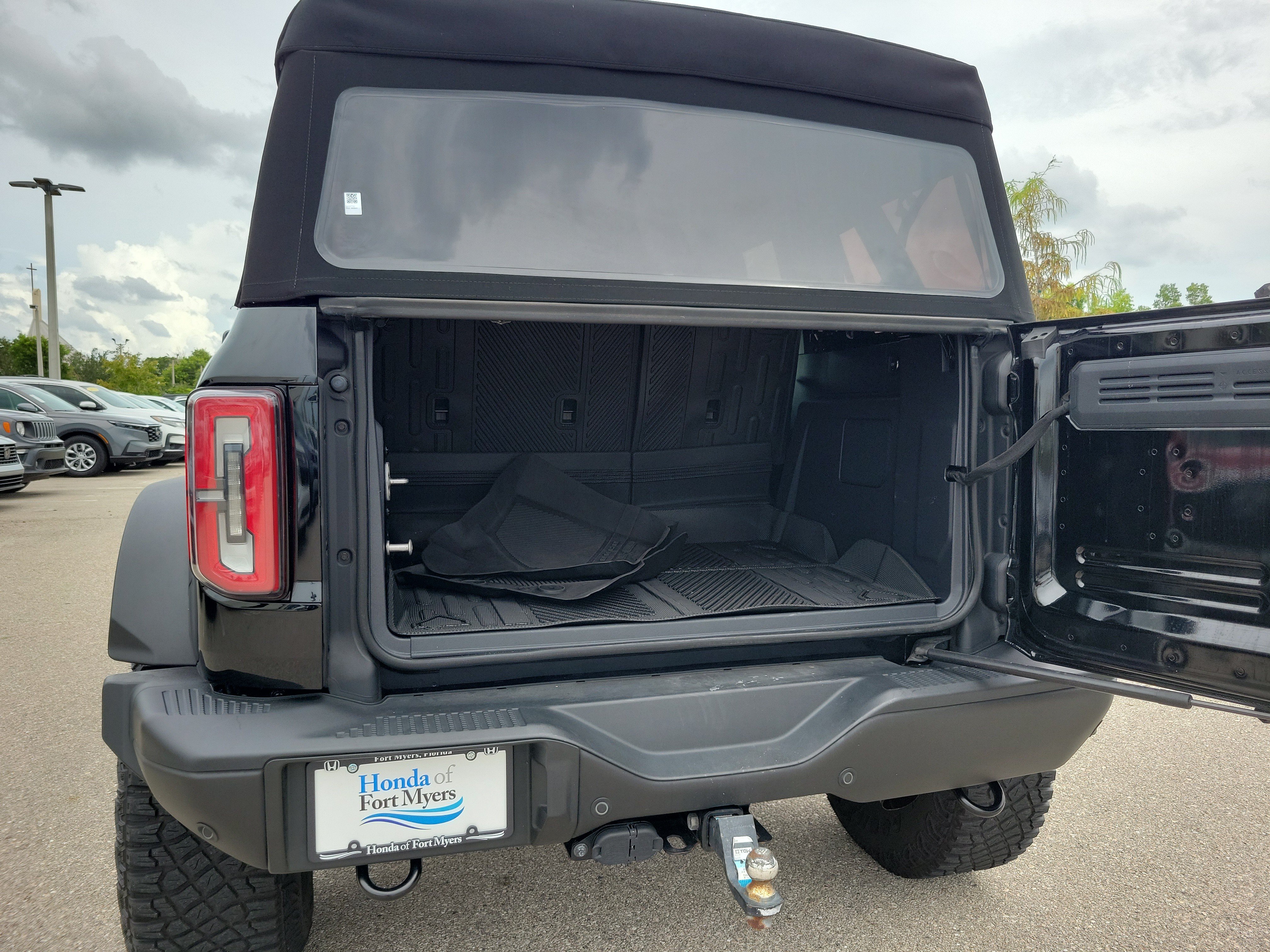Used 2022 Ford Bronco Badlands AWD/4WD image 9