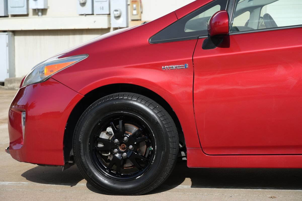 Used 2013 Toyota Prius Three FWD image 23