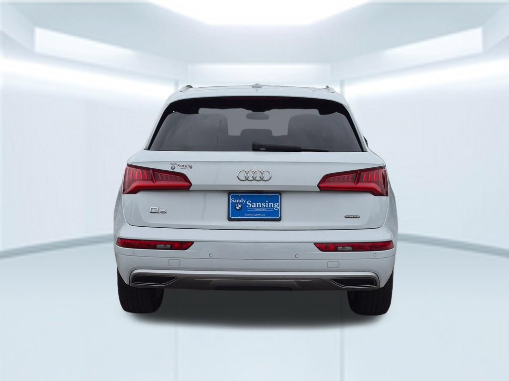 Used 2019 Audi Q5 2.0T Premium Plus w/ Premium Plus Package AWD/4WD image 4