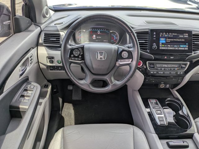 Certified 2020 Honda Pilot Touring image 18
