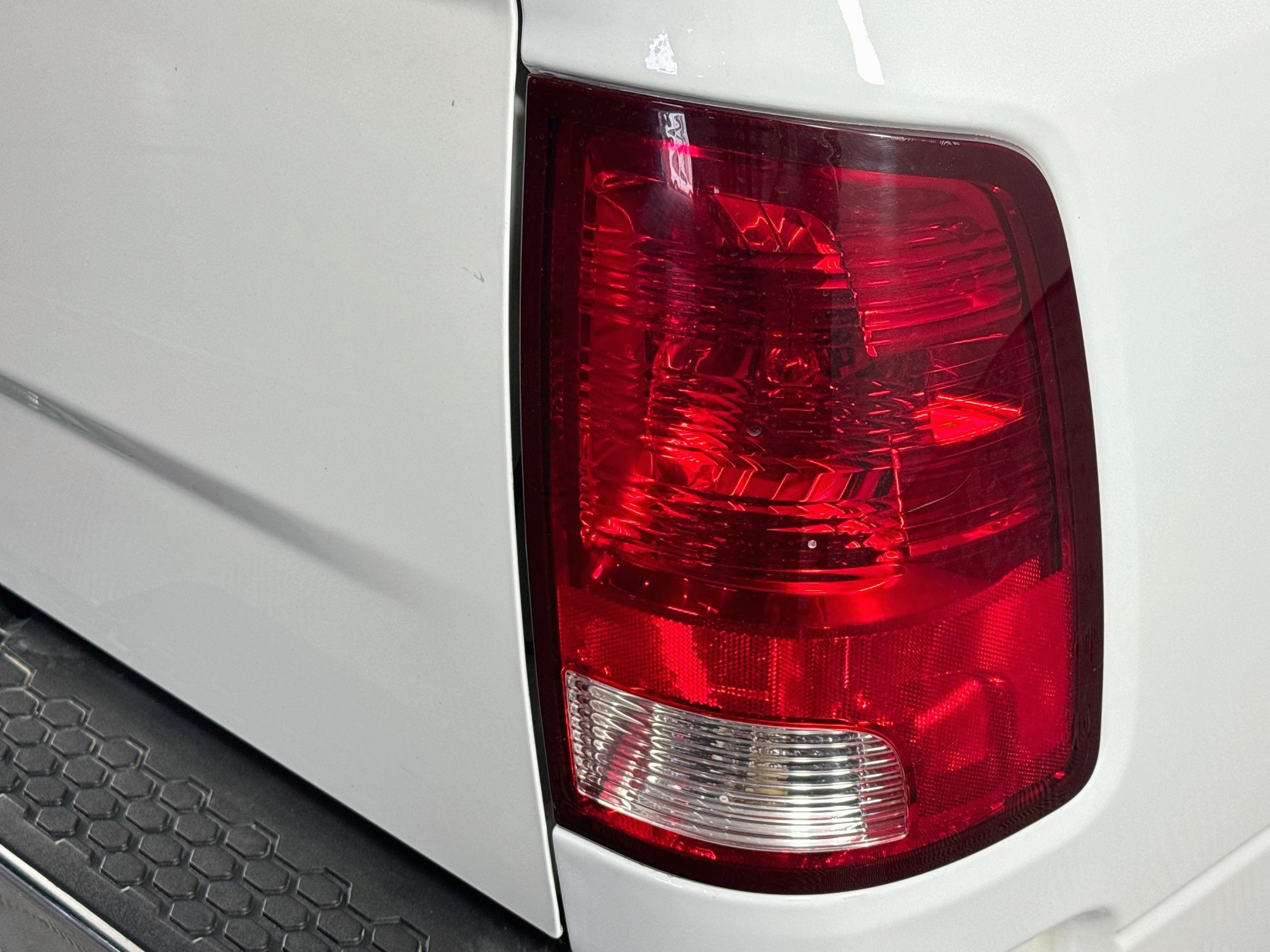 Used 2023 RAM 1500 Classic SLT w/ Electronics Group AWD/4WD image 30