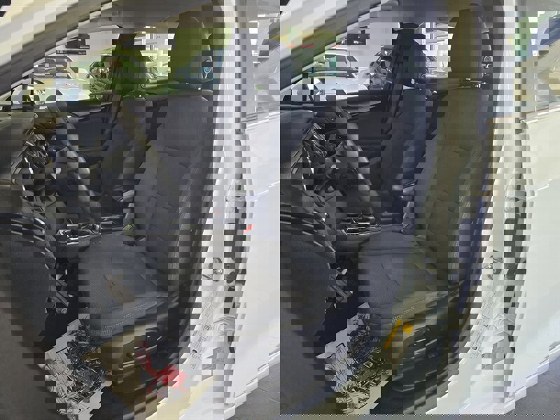 Used 2018 Chevrolet Cruze LT image 9