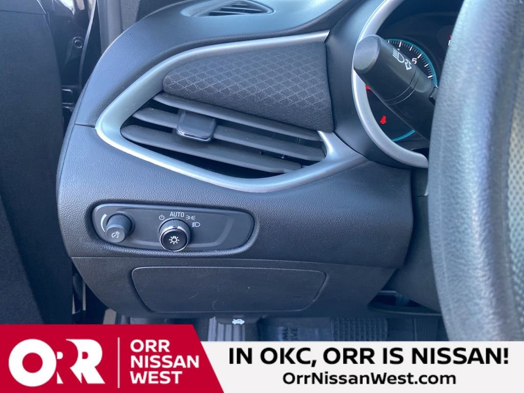 Used 2024 Chevrolet Malibu LT image 28