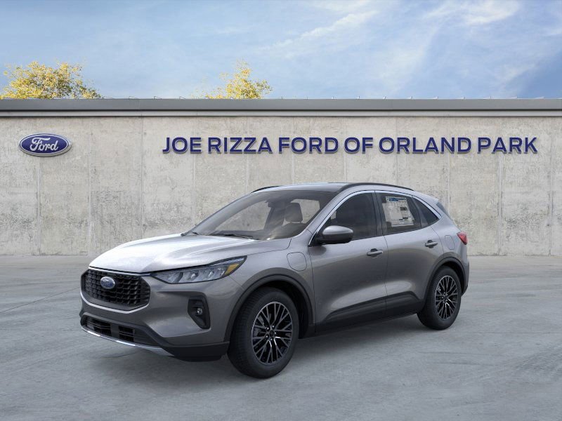 New 2025 Ford Escape SE w/ Class II Trailer Tow Package