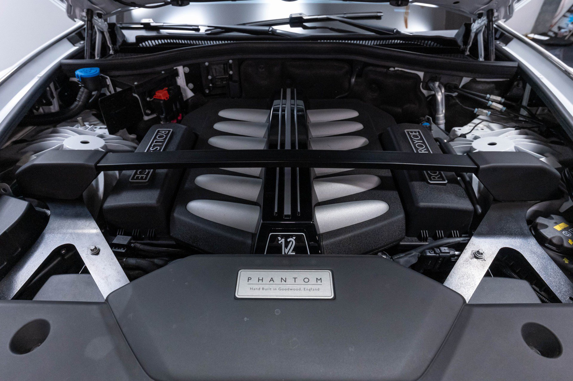 Used 2019 Rolls-Royce Phantom Sedan RWD image 64