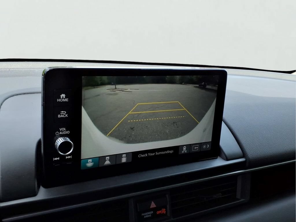 Used 2023 Honda Pilot Touring image 5