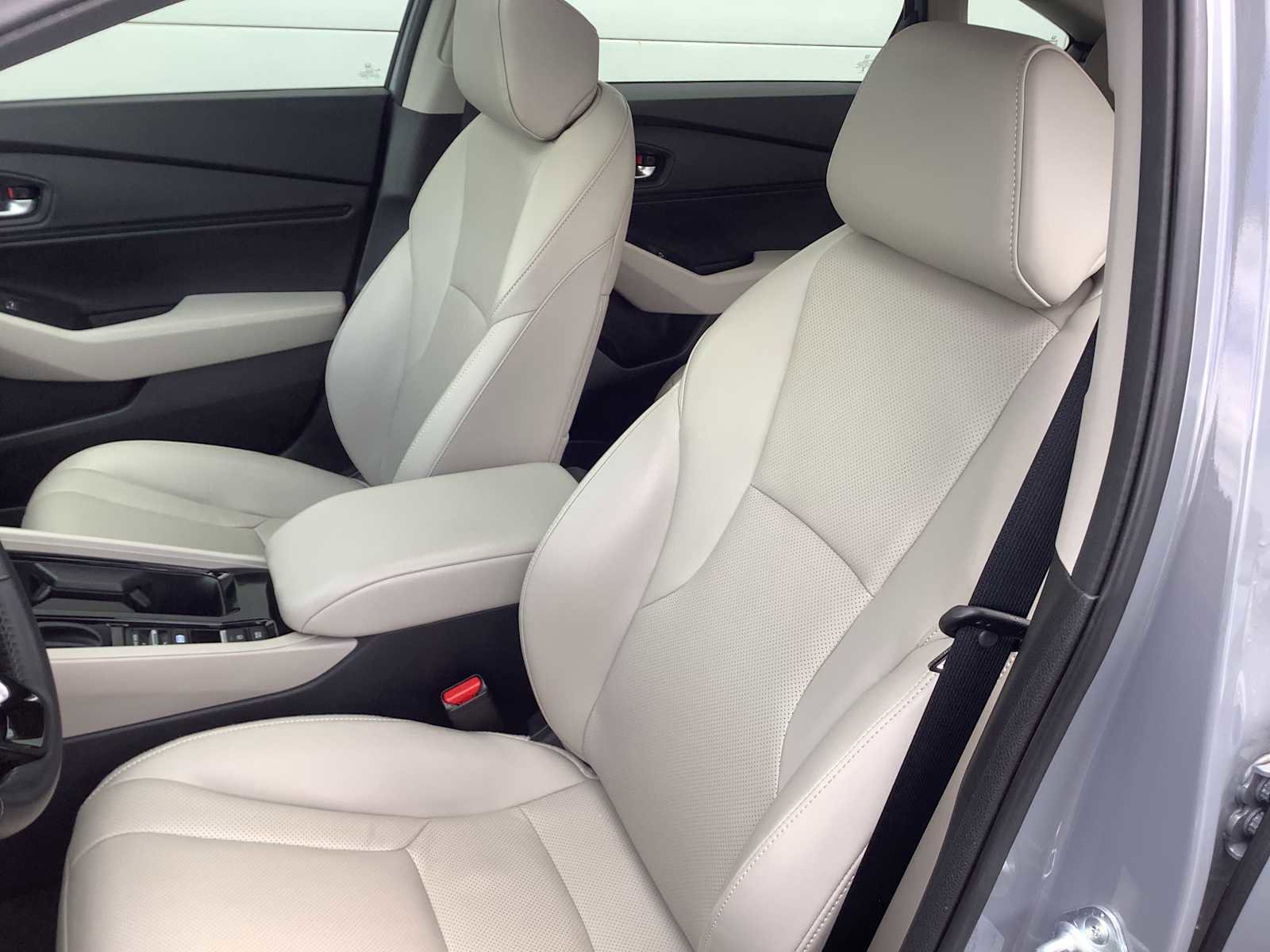 Used 2025 Honda Accord EX-L image 12
