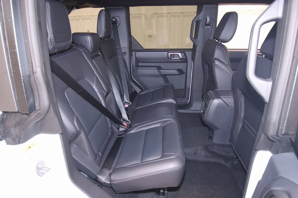 New 2025 Ford Bronco Outer Banks image 13