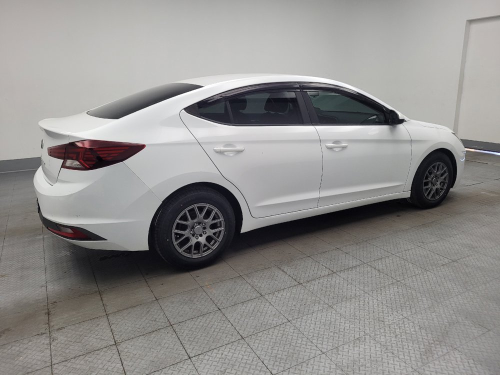 Used 2019 Hyundai Elantra SE w/ Cargo Package FWD image 10
