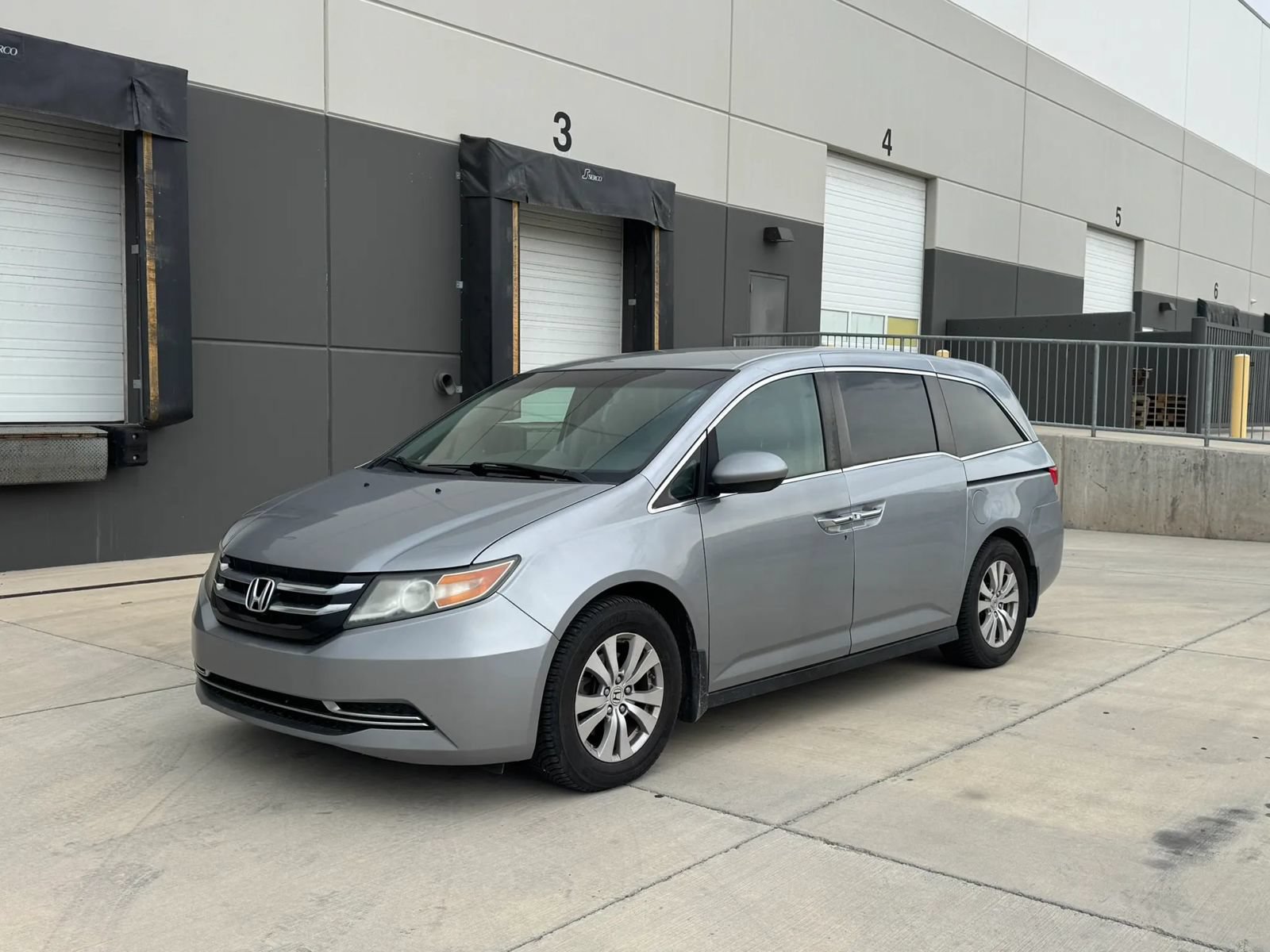 Used 2016 Honda Odyssey SE