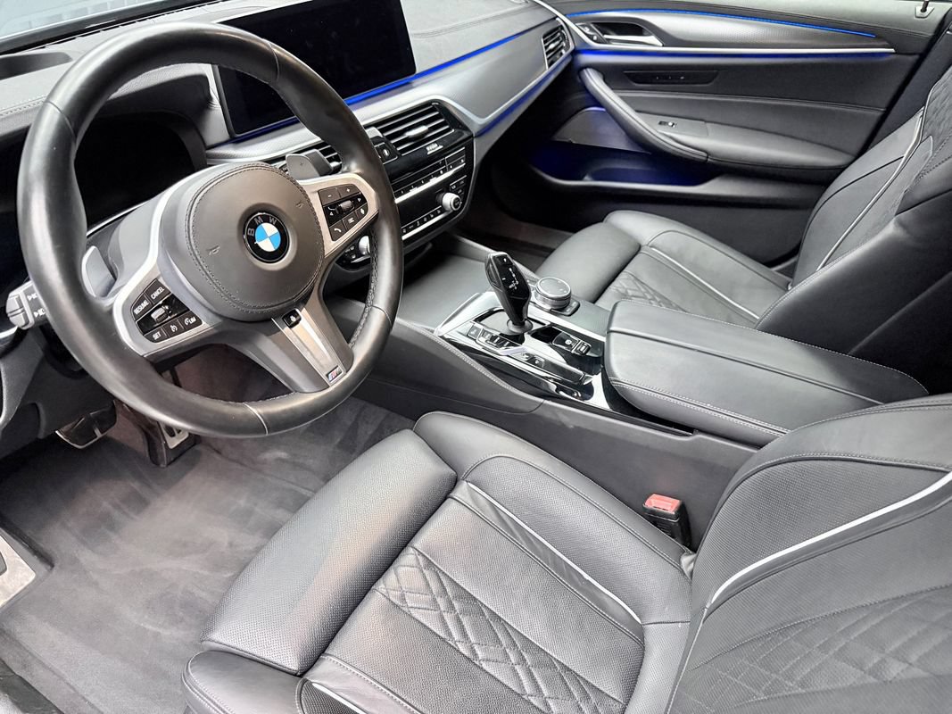 Used 2021 BMW M550i xDrive w/ Premium Package AWD/4WD image 9