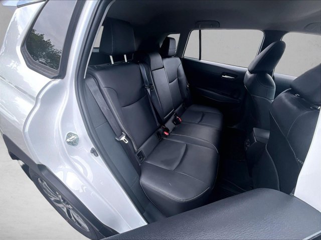 Used 2023 Toyota Corolla Cross XLE FWD image 28