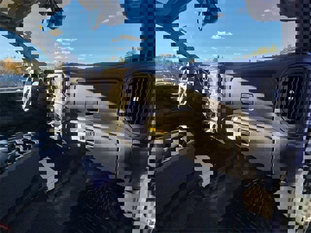 New 2025 GMC Sierra 3500 Pro w/ Convenience Package image 30