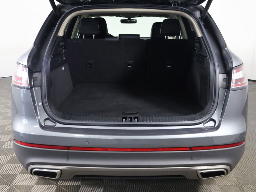 Used 2023 Lincoln Nautilus FWD w/ Premium Package image 19