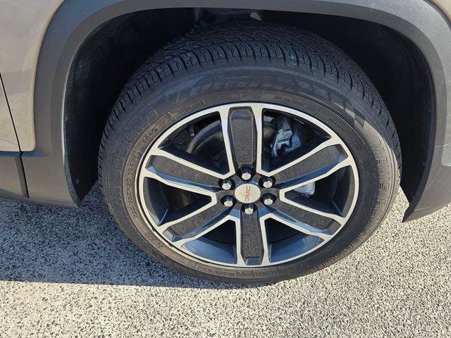 Certified 2022 GMC Acadia SLT w/ Technology Package image 18