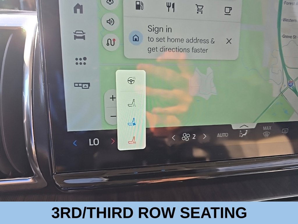 Used 2025 Ford Expedition Platinum w/ Platinum Ultimate Package AWD/4WD image 31
