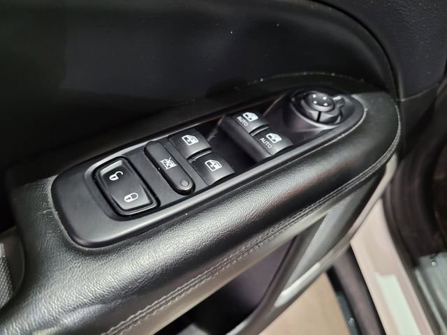 Used 2019 Jeep Compass Altitude image 42