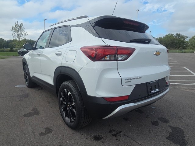 Used 2023 Chevrolet TrailBlazer LT AWD/4WD image 12