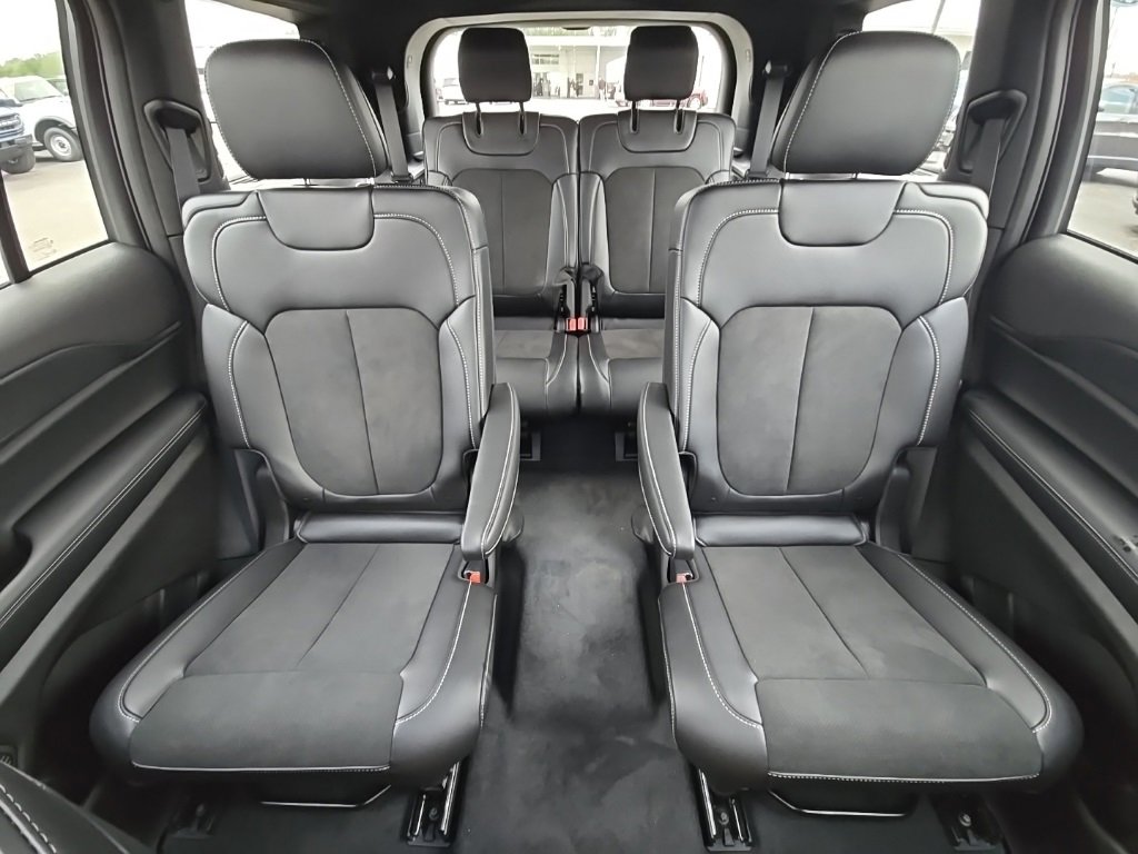 New 2025 Jeep Grand Cherokee L Altitude image 25