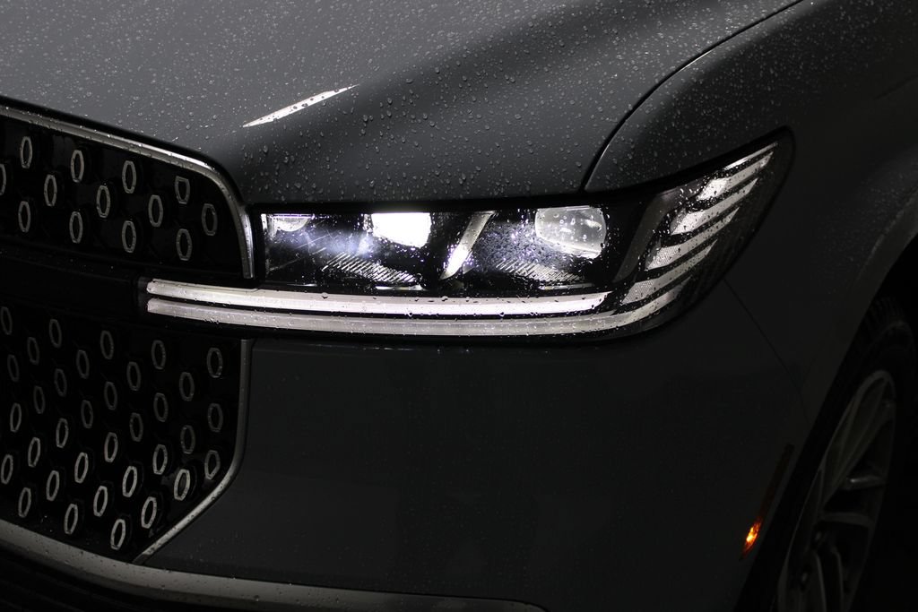 New 2027 Lincoln Navigator Premiere RWD image 58