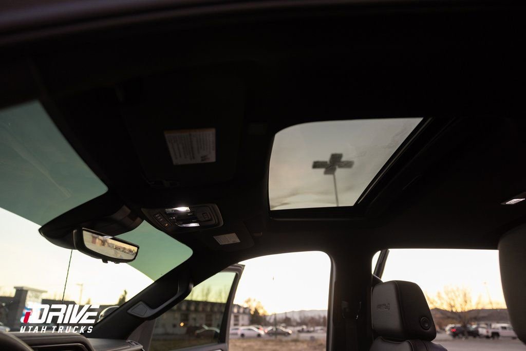 Used 2025 GMC Sierra 3500 AT4 w/ AT4 Premium Plus Package image 24