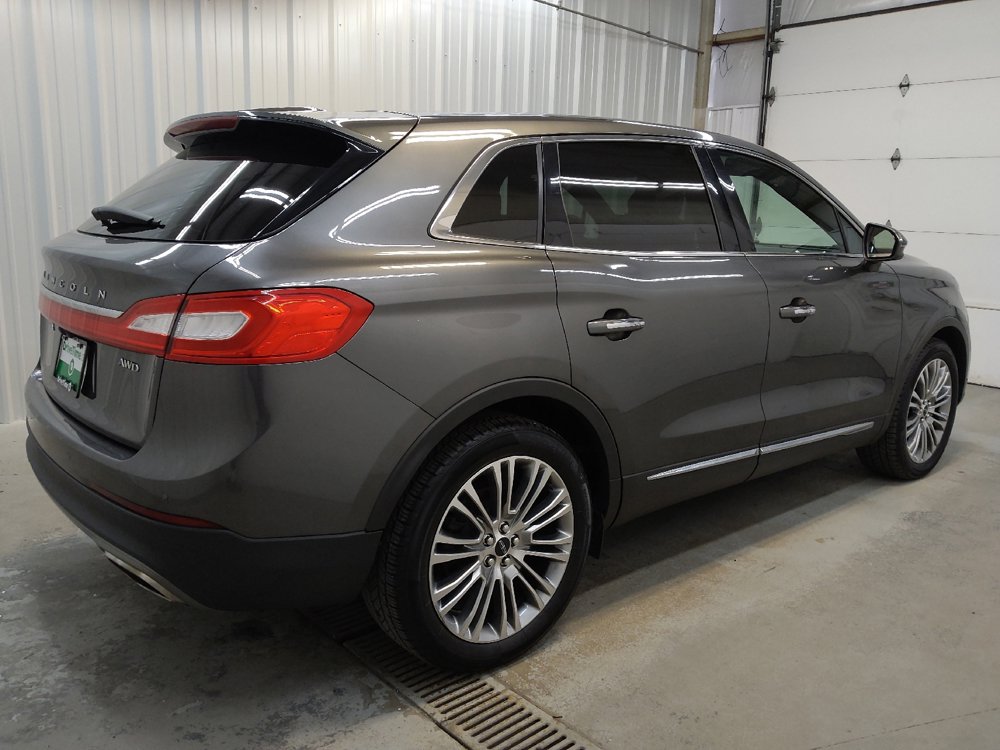 Used 2017 Lincoln MKX Reserve w/ Lincoln MKX Climate Package image 10