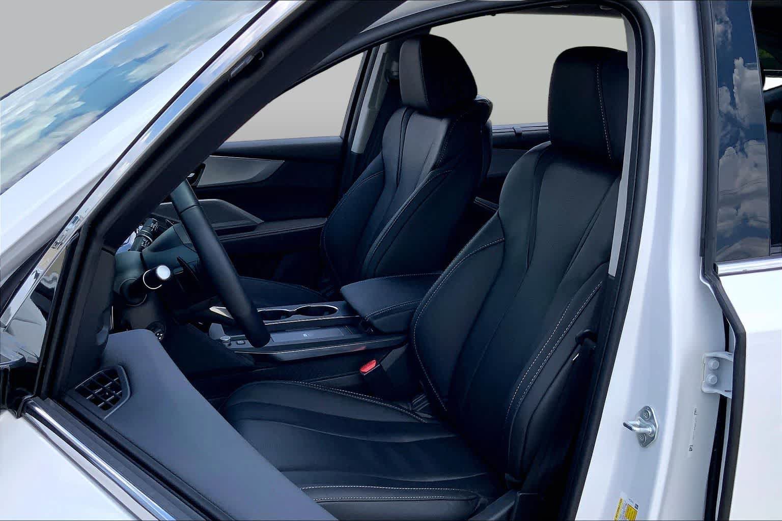 Used 2026 Acura MDX w/ Technology Package FWD image 8