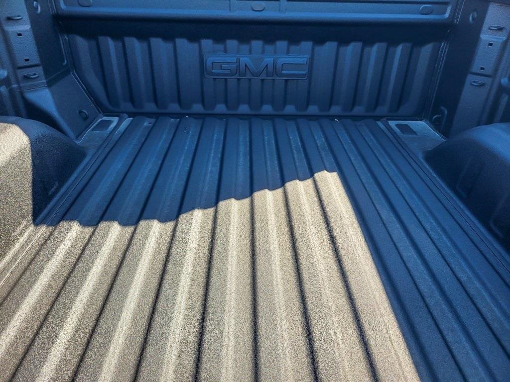 New 2026 GMC Sierra 1500 AT4 w/ AT4 Premium Package image 18
