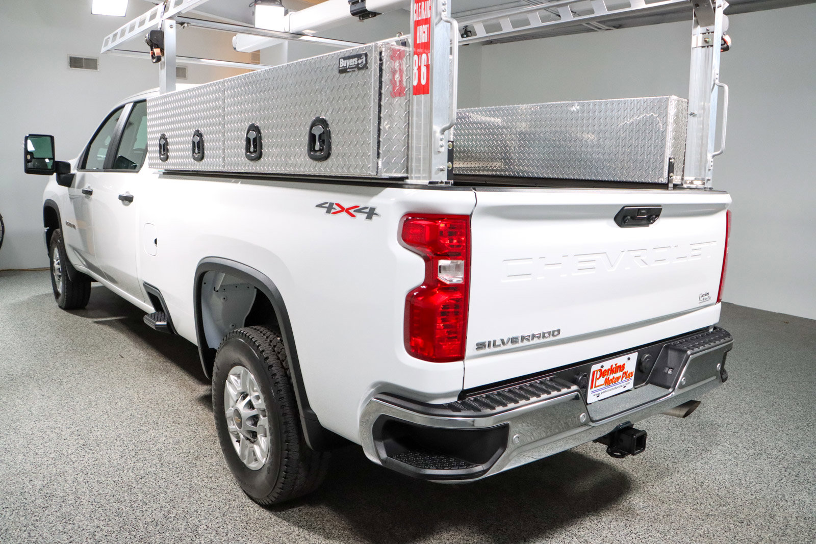 Used 2025 Chevrolet Silverado 2500 W/T w/ WT/CX Safety Package image 9