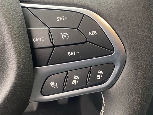 New 2026 Chrysler Voyager LX image 18