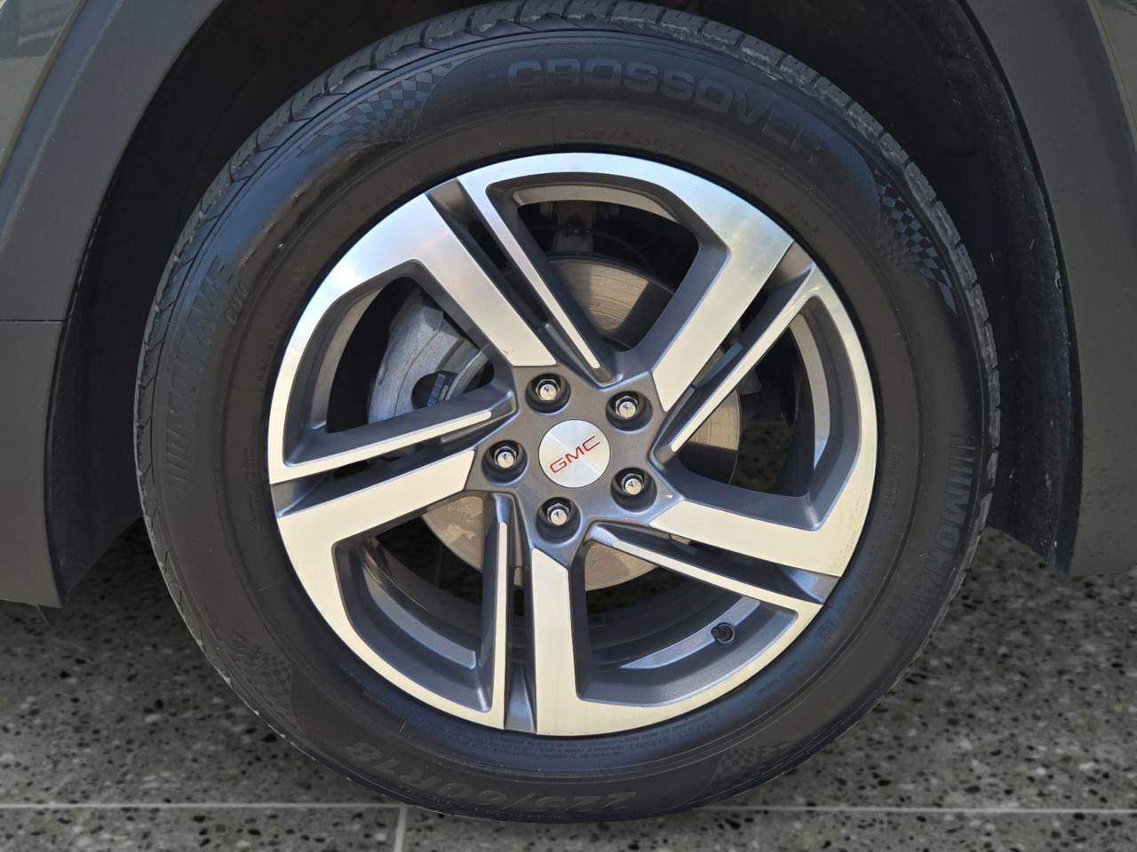 Used 2020 GMC Terrain SLT AWD/4WD image 14
