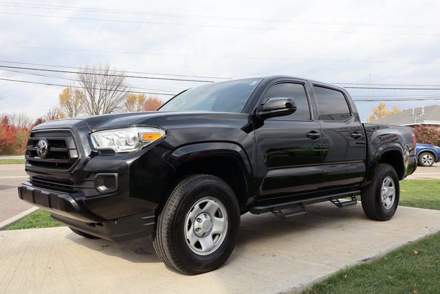 Used 2023 Toyota Tacoma SR image 6