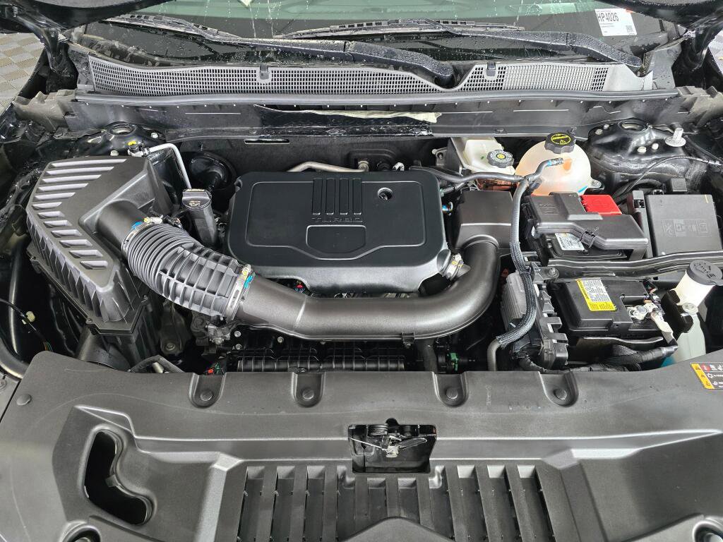 Used 2025 Chevrolet Blazer LT image 12