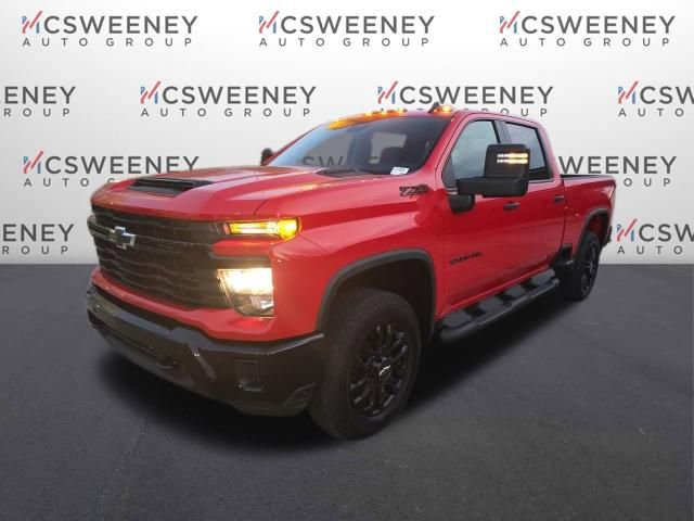 Used 2025 Chevrolet Silverado 2500 Custom w/ Custom Value Package image 3