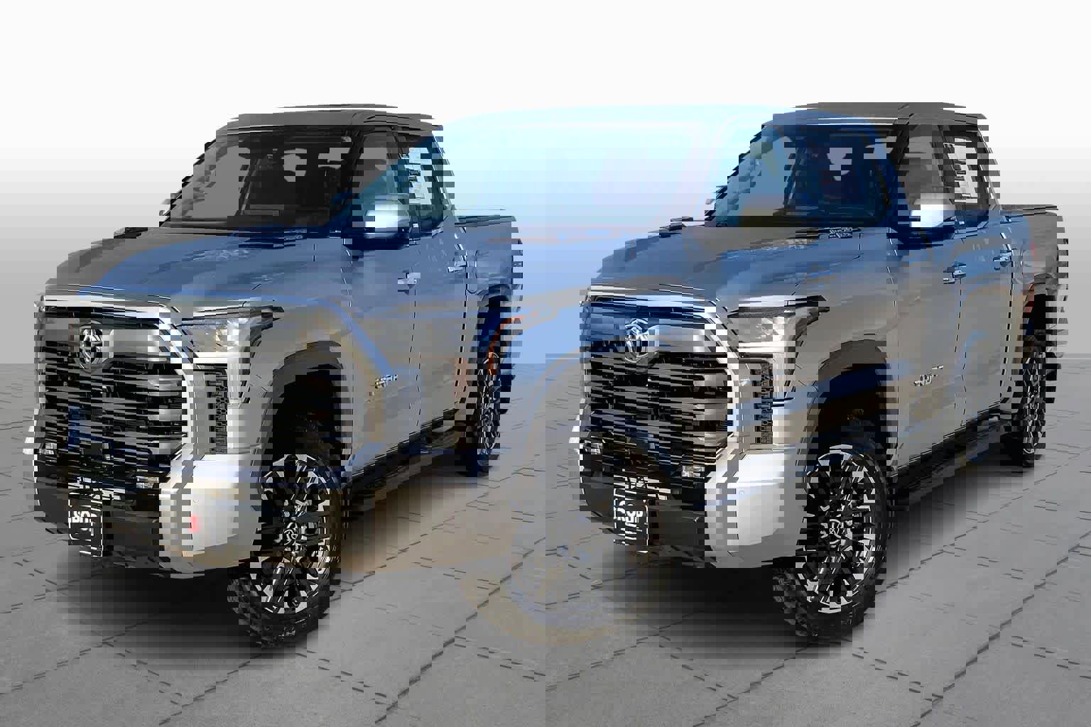 Used 2024 Toyota Tundra Limited w/ Power Package image 2