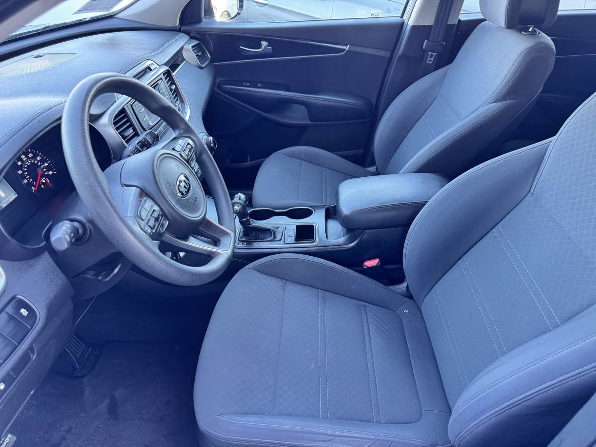 Used 2016 Kia Sorento AWD image 36