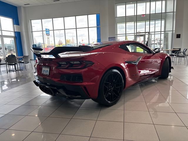 New 2026 Chevrolet Corvette Z06 w/ Z07 Performance Package RWD image 3