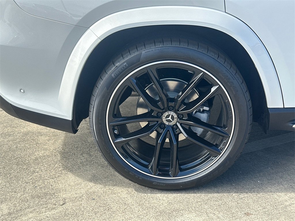 New 2026 Mercedes-Benz GLS 580 4MATIC image 20