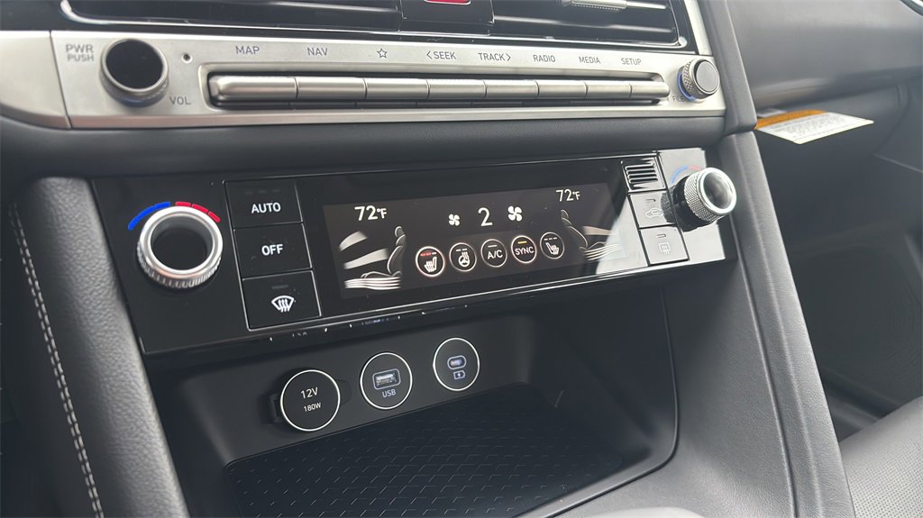 New 2026 Genesis G70 2.5T image 23