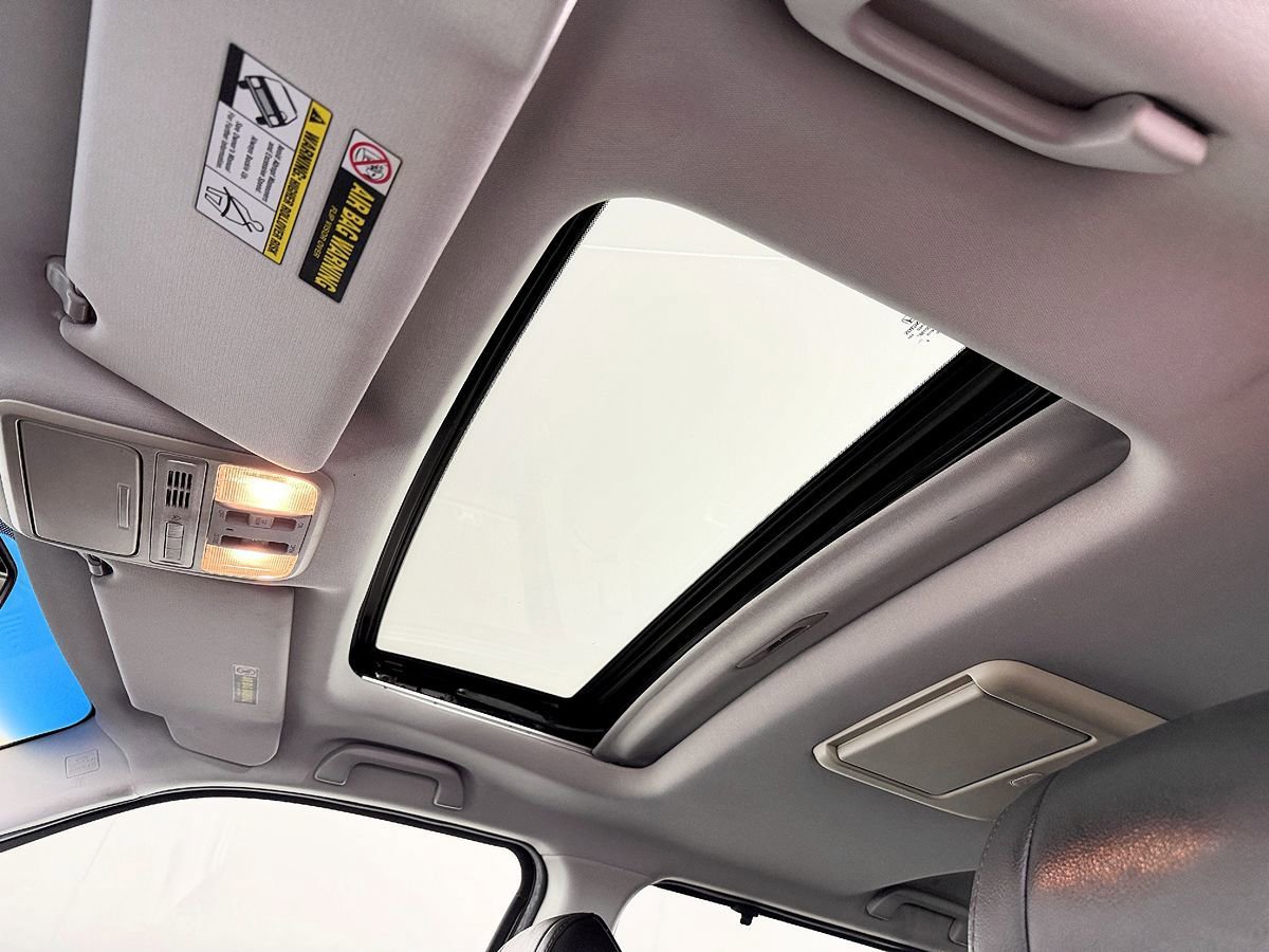 Used 2012 Honda Pilot Touring image 30