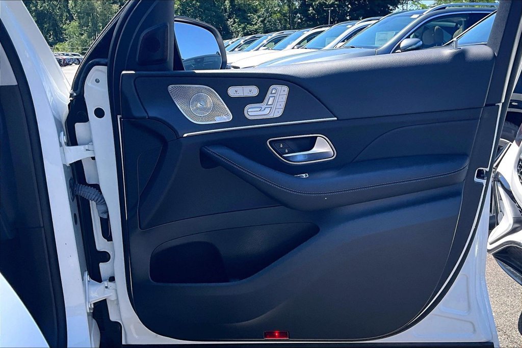 Certified 2023 Mercedes-Benz GLS 580 4MATIC image 19