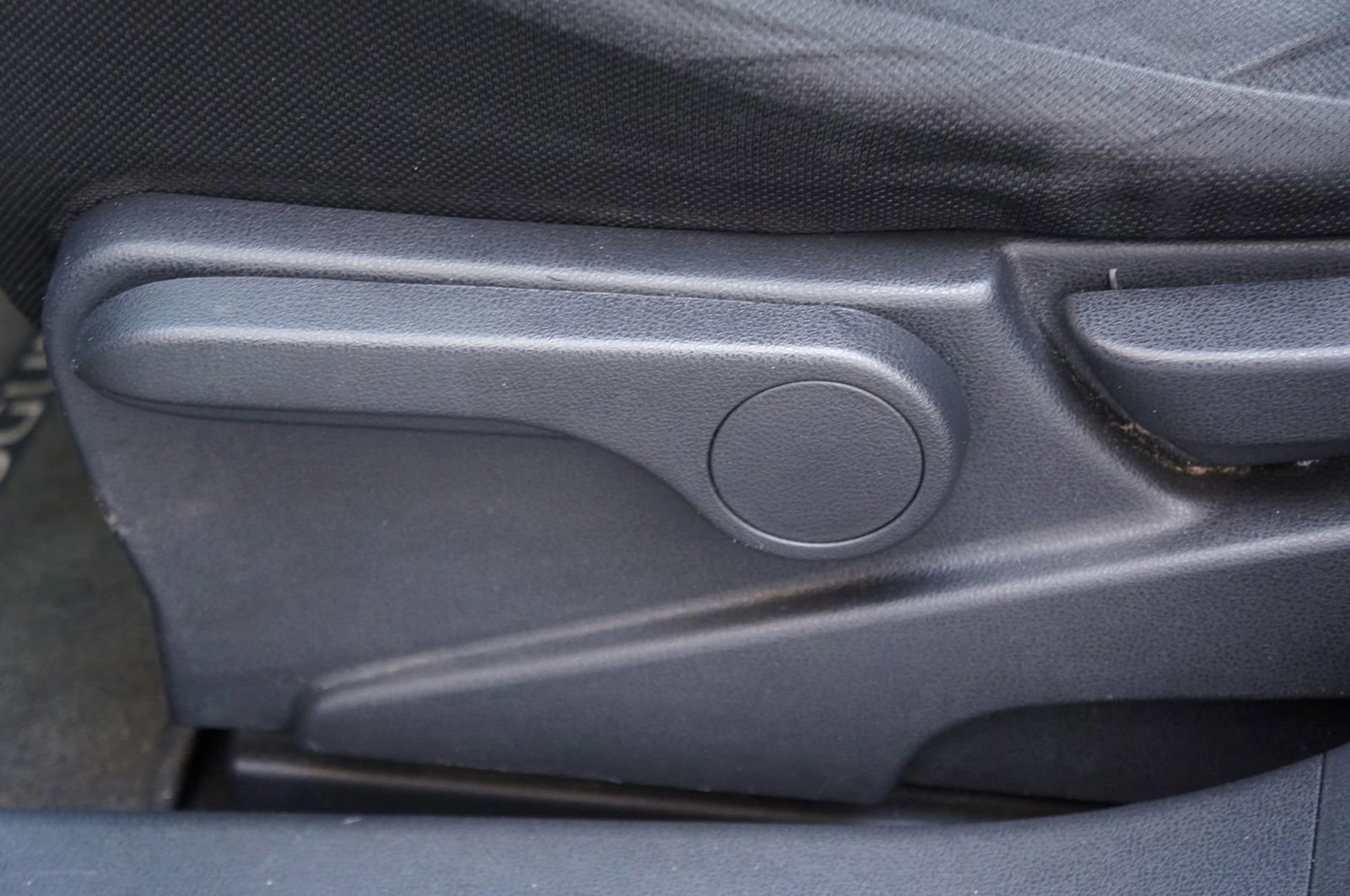 Used 2013 Nissan Rogue S FWD image 20