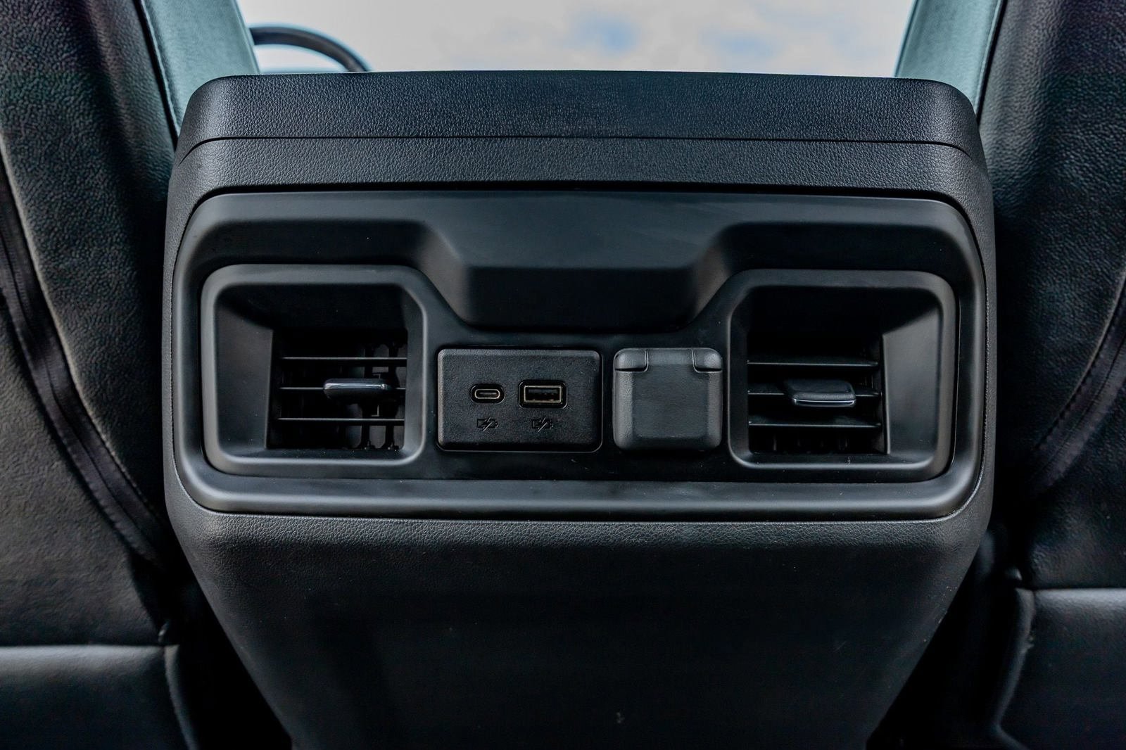 Used 2019 Chevrolet Silverado 1500 RST w/ All-Star Edition AWD/4WD image 32