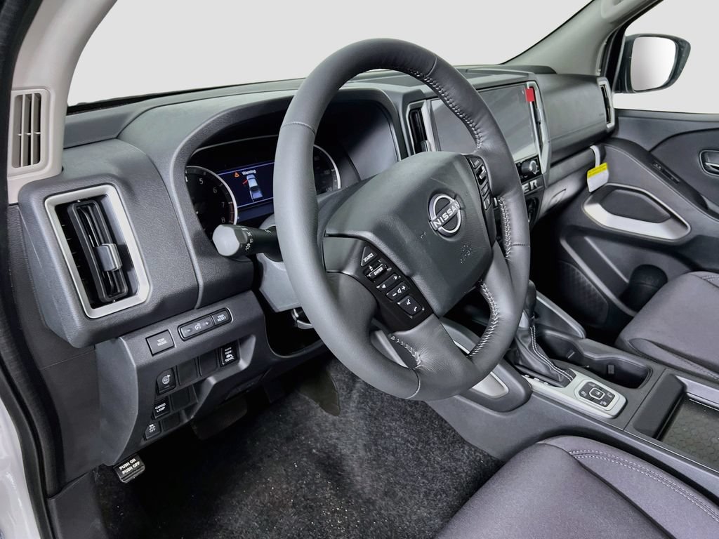New 2026 Nissan Frontier SV w/ SV Convenience Package AWD/4WD image 8