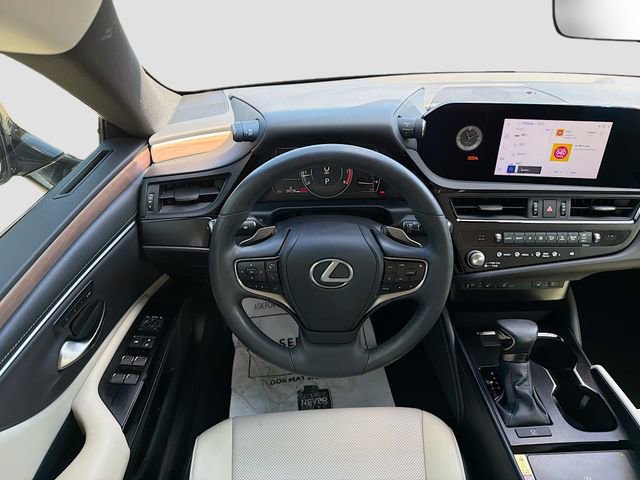 Used 2024 Lexus ES 350 w/ Premium Package image 17