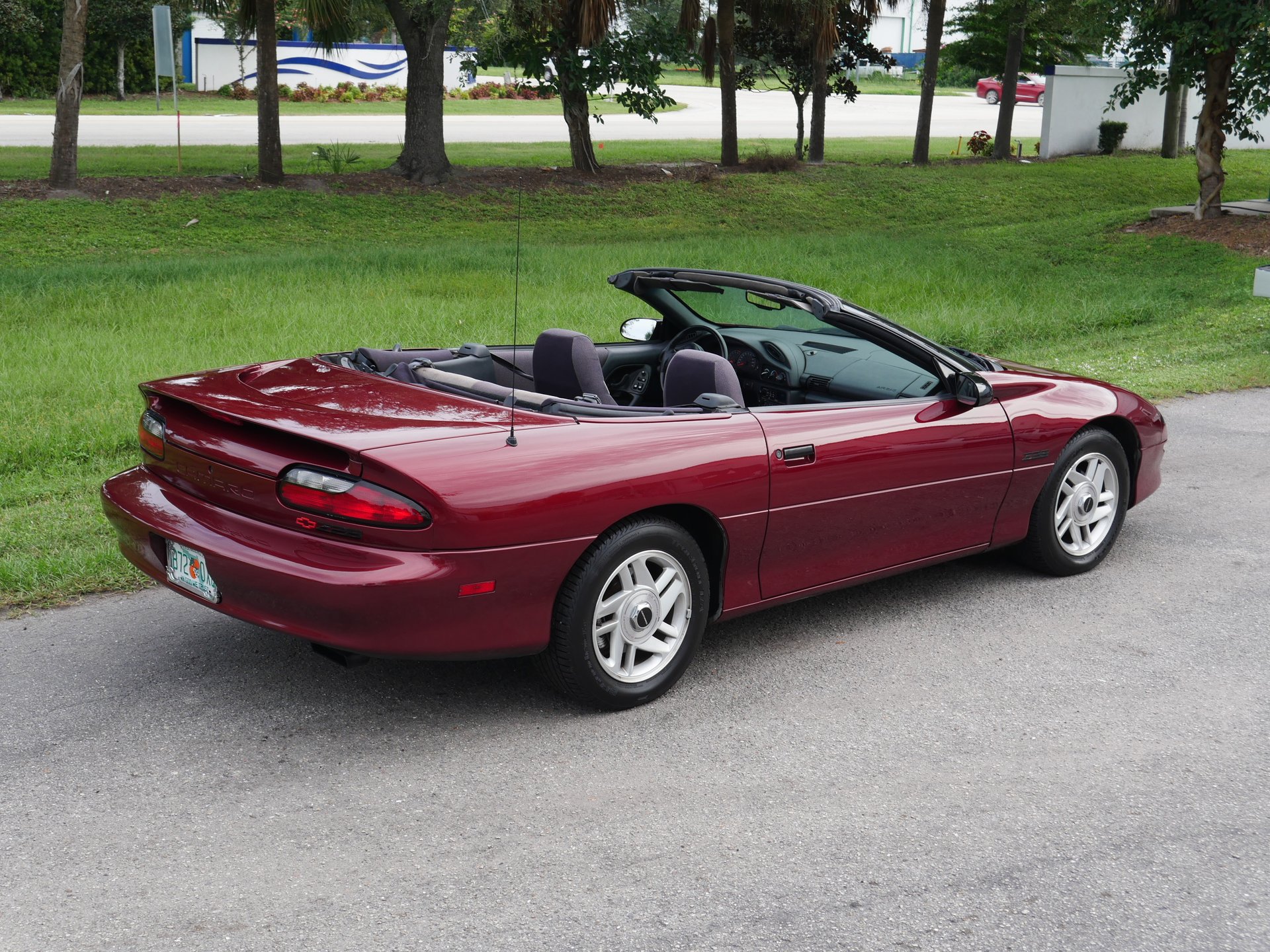 Used 1994 Chevrolet Camaro Z28 RWD image 57