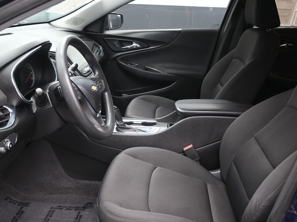 Used 2019 Chevrolet Malibu LT image 12