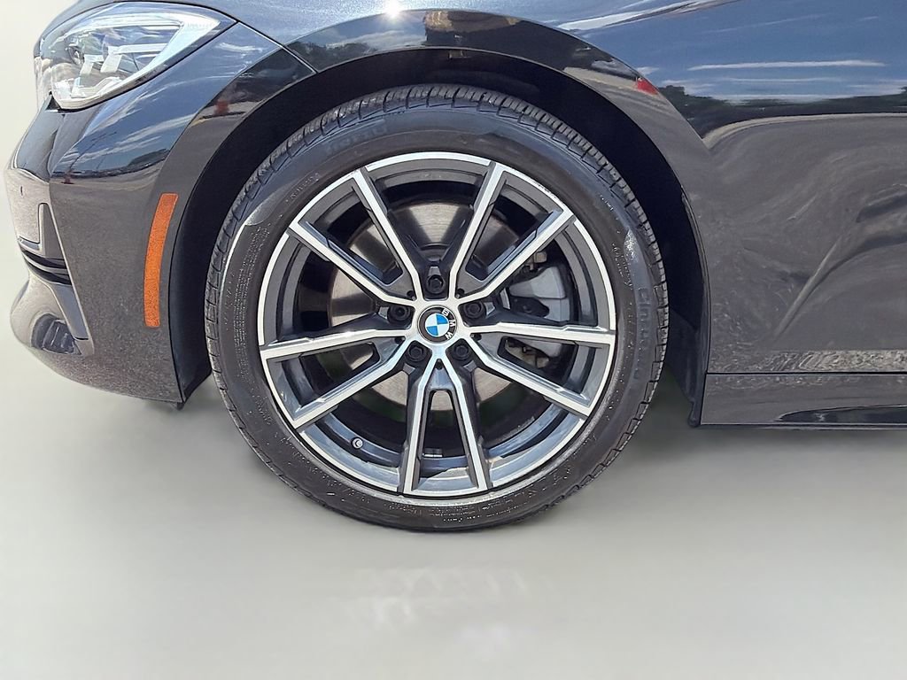 Used 2020 BMW 330i Sedan w/ Premium Package RWD image 39
