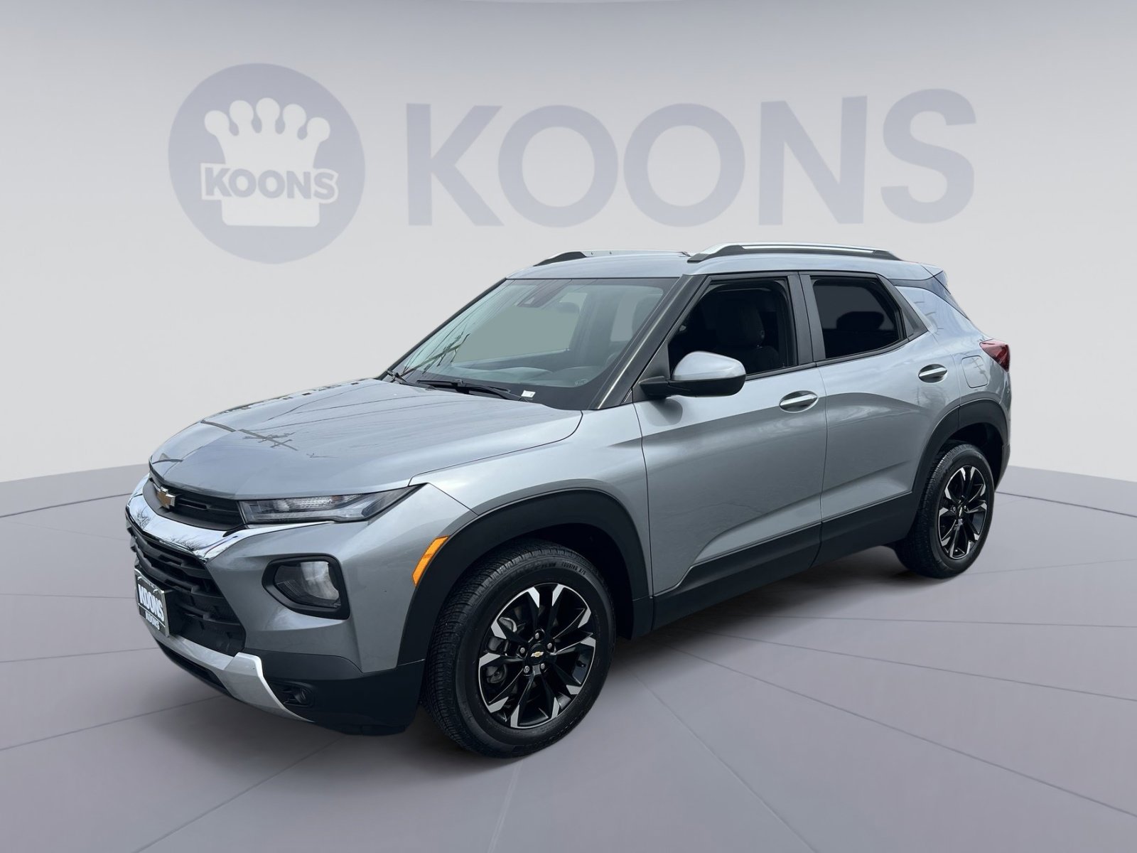 Used 2023 Chevrolet TrailBlazer LT image 1